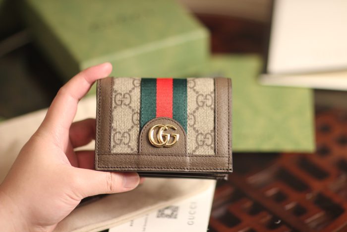 Gucci Signature wallet 523155